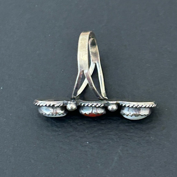 Vintage Navajo Sterling Silver Turquoise & Coral Stones Ring size 6 - Picture 5 of 8